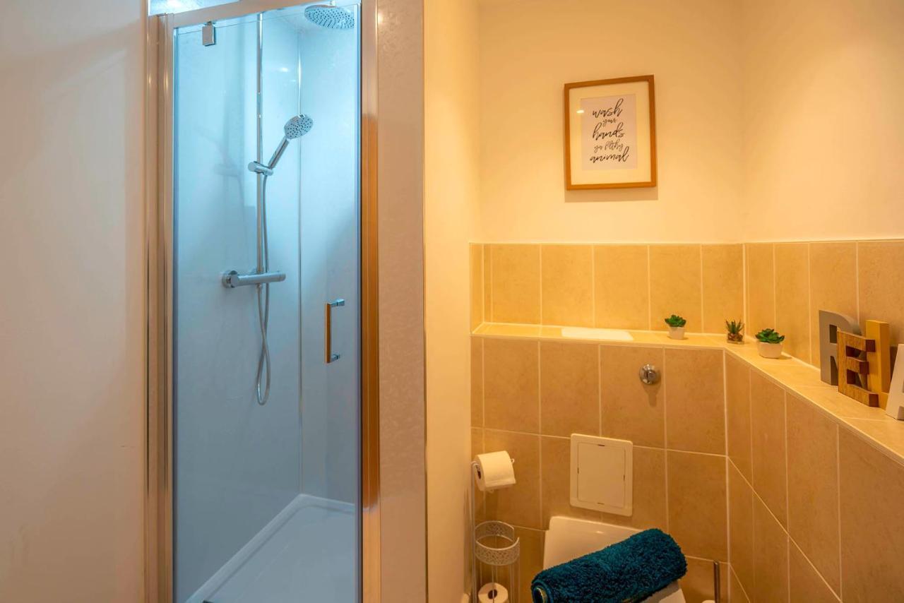 The Chaucer - Modern 3 Bed Home With Parking Close To City Centre Canterbury Exteriör bild